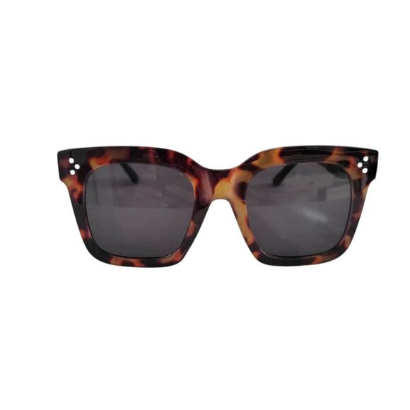 Privé Revaux Designer Tortoise Shell Squared Sunglasses with Hard Case - Picture 6 of 15